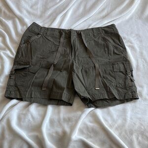 Lee Olive Mid Rise Shorts